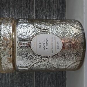 NEW FALL WINTER VIRAL Leoben Co "No 17 Amber SAFFRON" Candle 18oz - Never Used